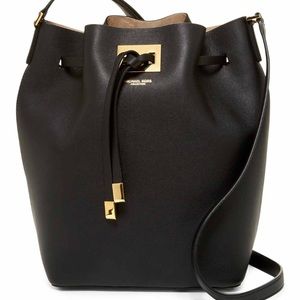 👜 Authentic Michael Kors Collection